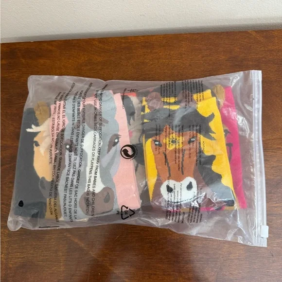 NEW 5 pairs horse print colorful crew socks women’s size 6-9.5 stocking stuffer - Picture 16 of 16